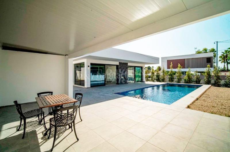 Foto a114934c-1b8c-4fce-9c86-f9db90ed05ad. Chalet mit heizung parking pool in Pueblo-Ubanizaciones Alfàs del Pi (l´)