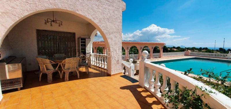 Foto 3d8cb6ca-123c-48b0-be01-988fc1bd98e3. Chalet mit parking pool in Coloma Nucia (la)