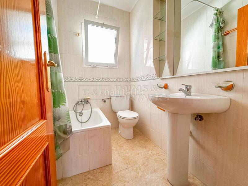 Foto 72221ee8-30a3-478f-976f-e4ecf52858d5. Casa adossada a Orihuela ciudad Orihuela