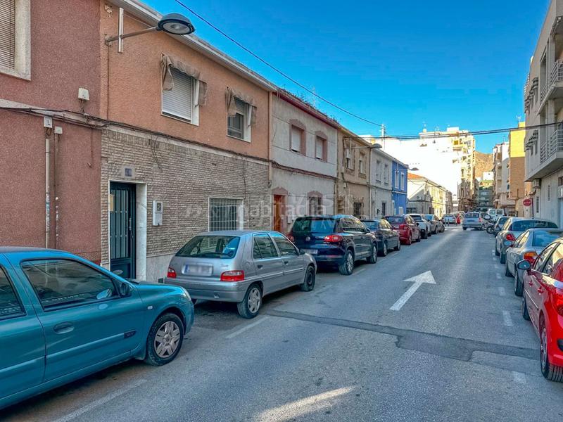 Foto 89144c7f-7f4d-4be6-a899-4132a6f432a7. Casa adossada a Orihuela ciudad Orihuela