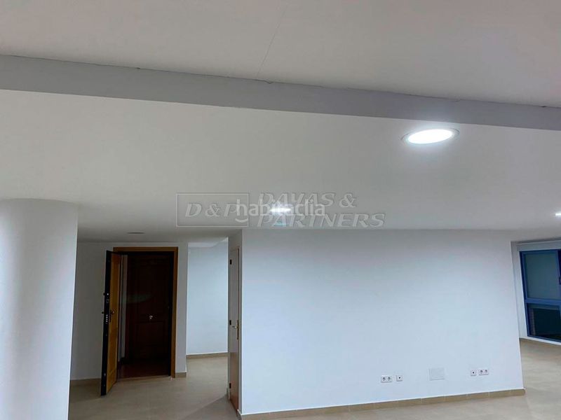 Foto 12b7736a-b682-4696-801f-34a04a7f752a. Miete büro in francisco tormo de haro in Orihuela ciudad Orihuela