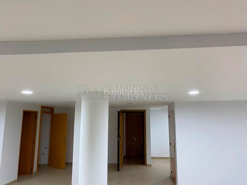 Foto 4eb247f4-9bfb-48ed-a7ec-866ef711d842. Miete büro in francisco tormo de haro in Orihuela ciudad Orihuela