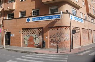 Lloguer Local Comercial a Orihuela Ciudad. Local com. en alquileropciãn a compra en orihuela.