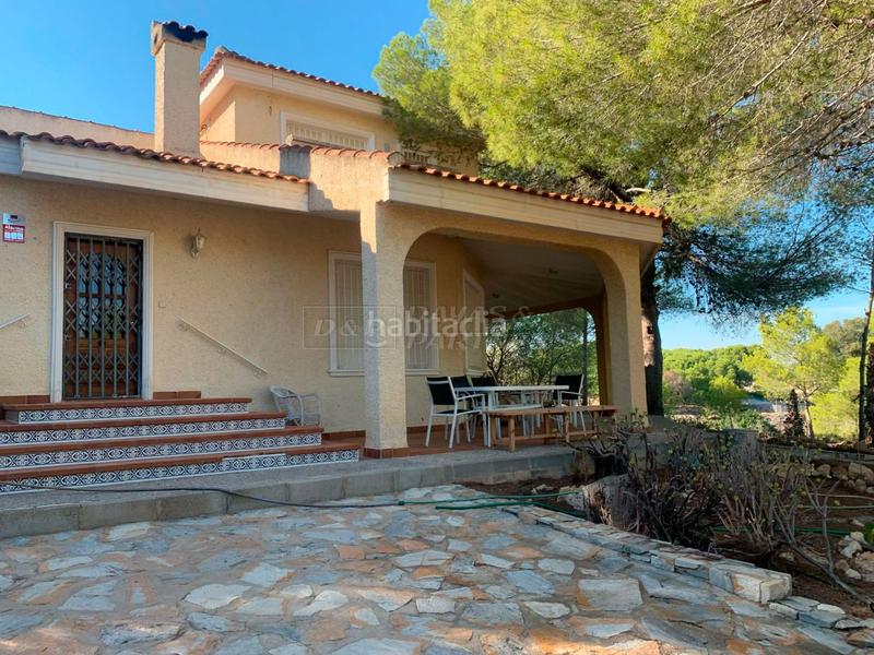 Foto 3cb54dca-7797-4724-a121-f87c9c50fc11. Casa en garbanzuelo casa en venta costa, 4 dormitorios. en Orihuela