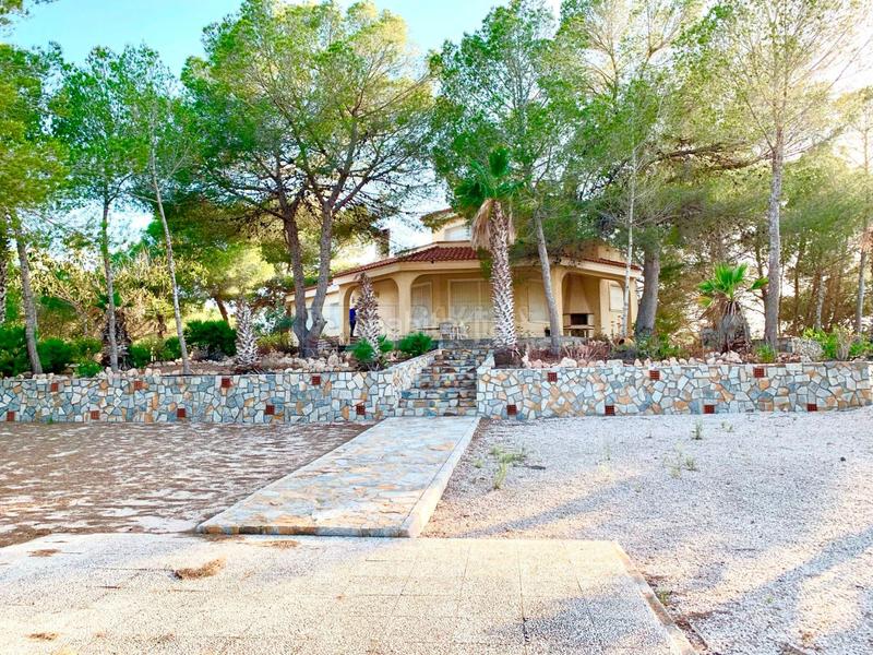 Foto 1be6e3b6-56a8-49f1-97d5-47d5fe483983. Masía en garbanzuelo finca rúst. en venta costa, 4 dormitorios. en Orihuela