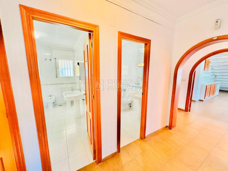 Foto b255714d-c7cc-4a9b-af95-e05e5a35f687. Masía en garbanzuelo finca rúst. en venta costa, 4 dormitorios. en Orihuela