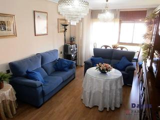 Appartement à Plaza nueva 13. Piso en venta en centro, 3 dormitorios.