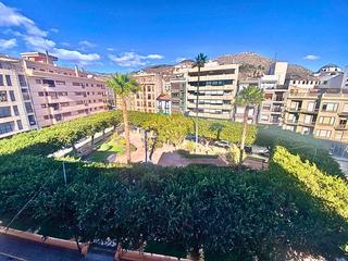 Pis en Pl nueva 13. Piso en venta en centro, 3 dormitorios.