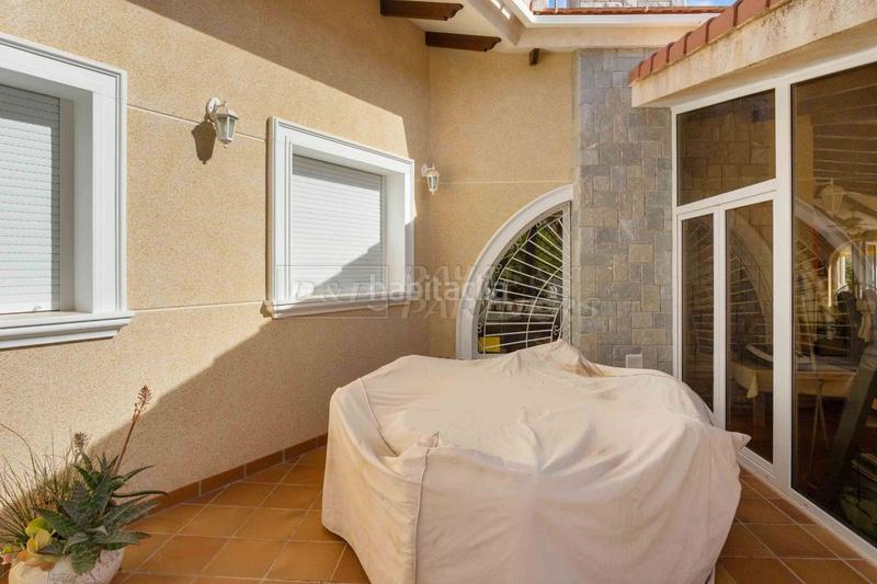 Foto db674829-5fa5-4186-a2b1-a2bc234514ca. Xalet amb aparcament piscina a Cabo Roig Orihuela