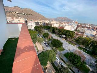 Àtic  Teodomiro. Atico en venta en centro, 5 dormitorios.