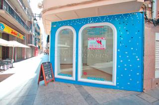 Lloguer Local Comercial  Mayor de ramón y cajal. Local com. en alquiler en centro.