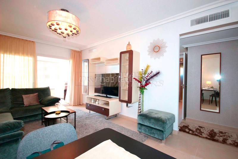 Foto ed0df4f1-65fe-442c-babf-058121c4ace5. Appartement avec parking piscine dans Punta Prima Torrevieja