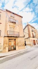 Edifici a Orihuela Ciudad. Edificio en venta en centro, 7 dormitorios.