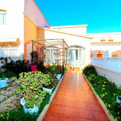 Casa adosada en Punta Prima. Casa adosada en venta en punta prima, 2 dormitorios.