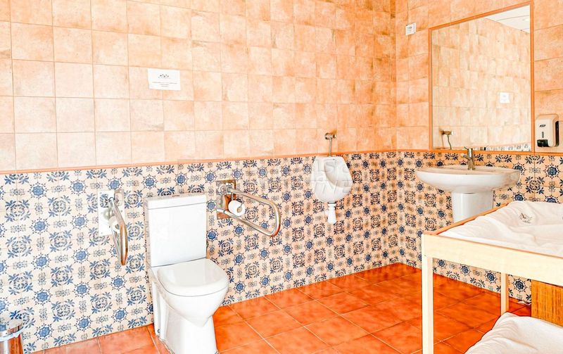 Foto ab788915-d2aa-4098-8fd3-08f1233ea1b3. Edificio in Altea ciudad Altea