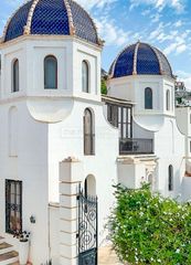 Building in Altea Ciudad. Hotel en venta en altea, 7 dormitorios.