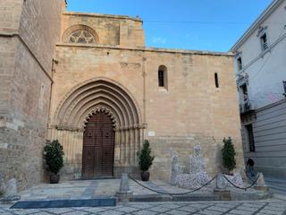 Edifici a Doctor jose maria sarget 14. Edificio en venta en orihuela, 9 dormitorios.