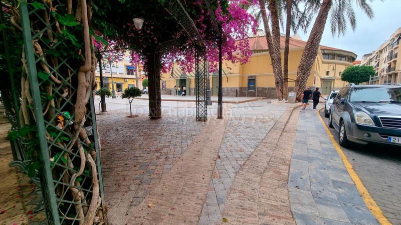 Foto 20bfd91a-d5b9-41b7-ab4a-adf26bfe6a25. Local comercial local com. en venta en centro. en Orihuela