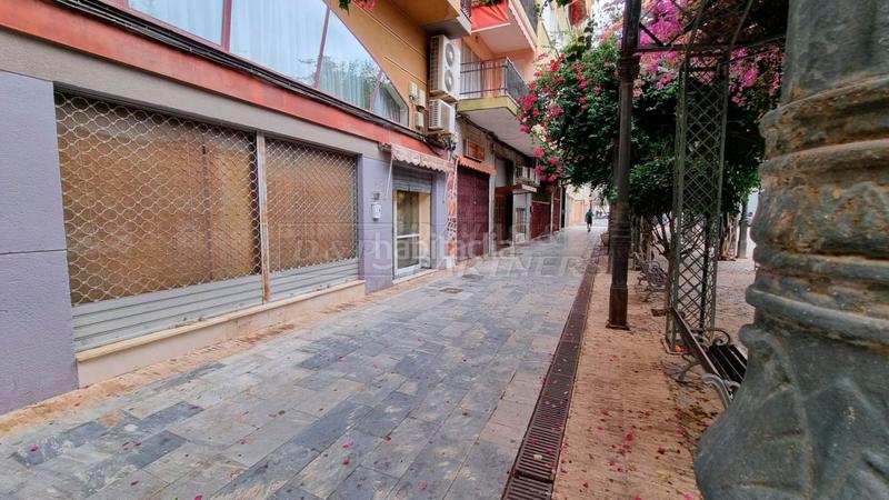 Foto 6440a4d9-5ed6-4a12-806c-a00ea8f761f2. Local comercial local com. en venta en centro. en Orihuela