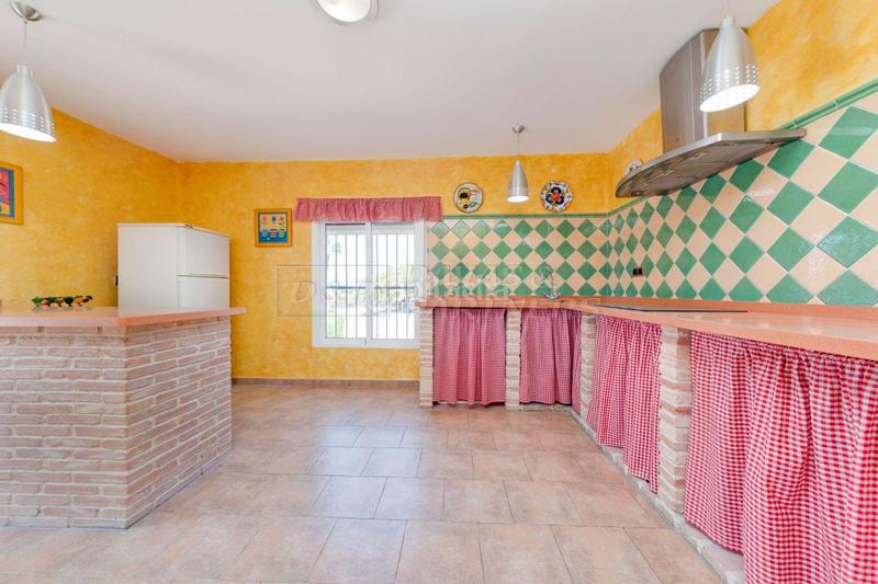 Foto afd231f8-29e3-483d-ac2b-b5348ef9e0b9. Chalet avec parking dans Algorfa