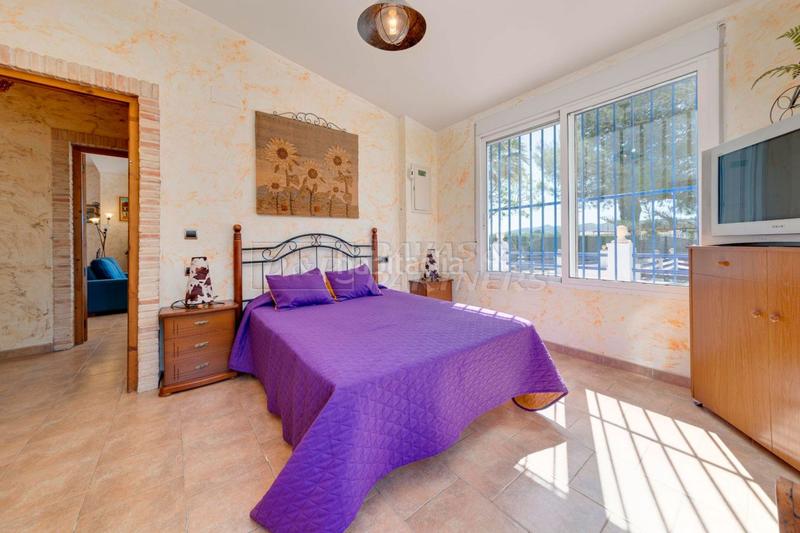 Foto b61c8795-3b50-4381-9eef-cabf585dcff8. Chalet avec parking dans Algorfa