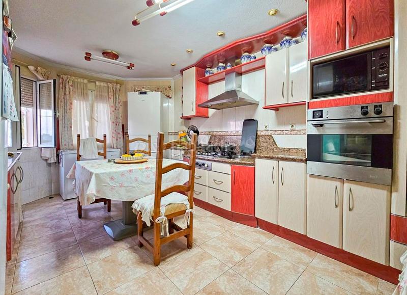 Foto aac767d9-f183-4fe8-b8bb-071032c3e57e. Xalet amb calefacció aparcament piscina a Aguas Nuevas Torrevieja