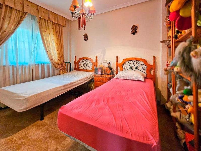 Foto e8c99054-872b-4c9b-9d4f-dccf2b63dd82. Xalet amb calefacció aparcament piscina a Aguas Nuevas Torrevieja