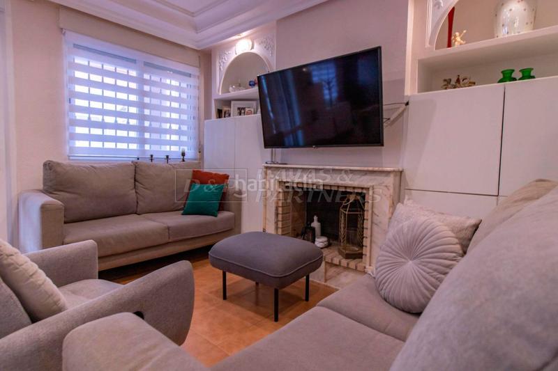 Foto 4c598ca2-eb4a-4358-8c9f-97b8d371171d. Casa adossada amb aparcament piscina a Zona los Frutales Torrevieja