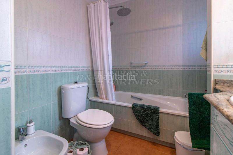 Foto 5fb637ba-d5f7-4353-878a-34059e79ed2d. Casa adossada amb aparcament piscina a Zona los Frutales Torrevieja