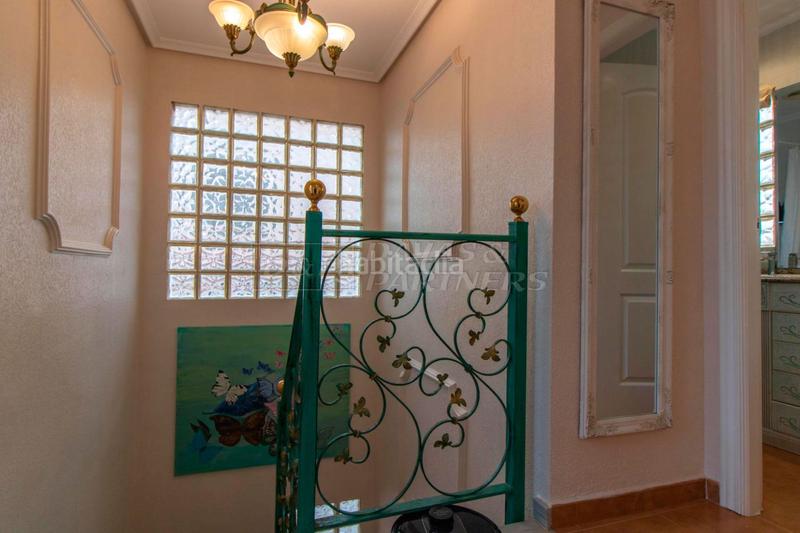 Foto e1261d9b-d351-4a5c-a8a9-d5eb85506f40. Casa adossada amb aparcament piscina a Zona los Frutales Torrevieja