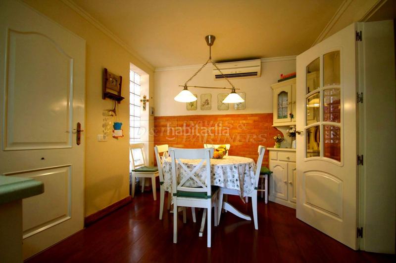 Foto 15349303-eb6a-4f94-a4ab-2ad4e17a806d. Chalet villa en venta en las calas, 7 dormitorios. en Torrevieja