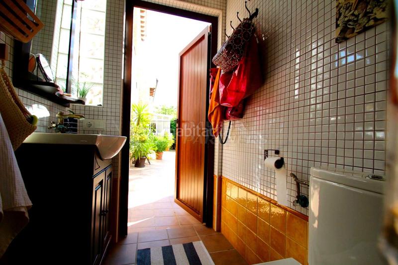 Foto 3a8bf21b-6d6e-4065-bad1-1acf4a5d1334. Chalet villa en venta en las calas, 7 dormitorios. en Torrevieja