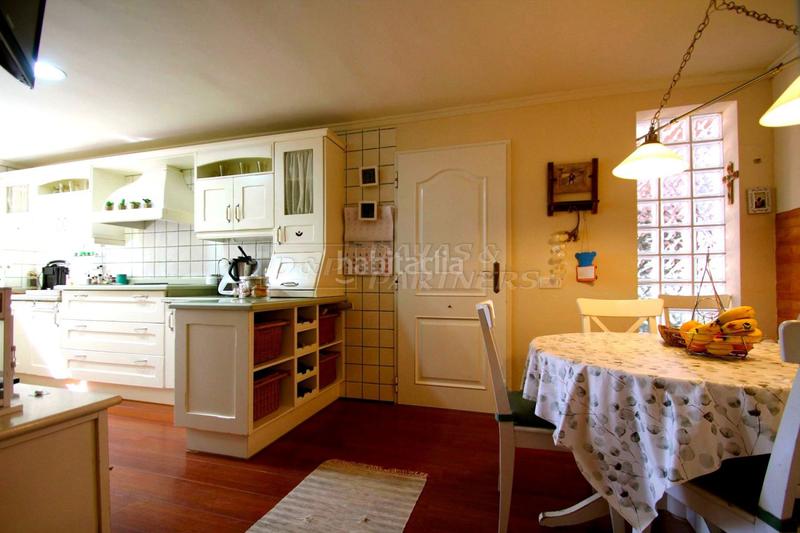 Foto cc15b8eb-9abf-41d2-9a3c-1940d0843f3d. Chalet villa en venta en las calas, 7 dormitorios. en Torrevieja