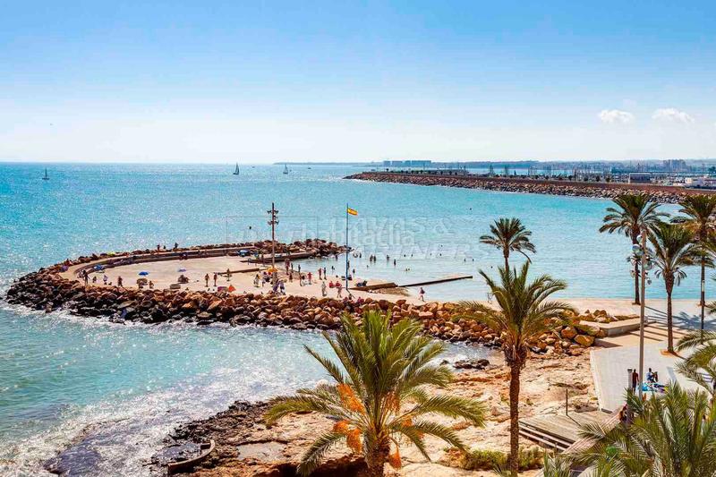 Foto 97e3a511-de23-42ad-9bf2-f13a877d0e14. Apartament amb aparcament a Las Piscinas Naturales Torrevieja