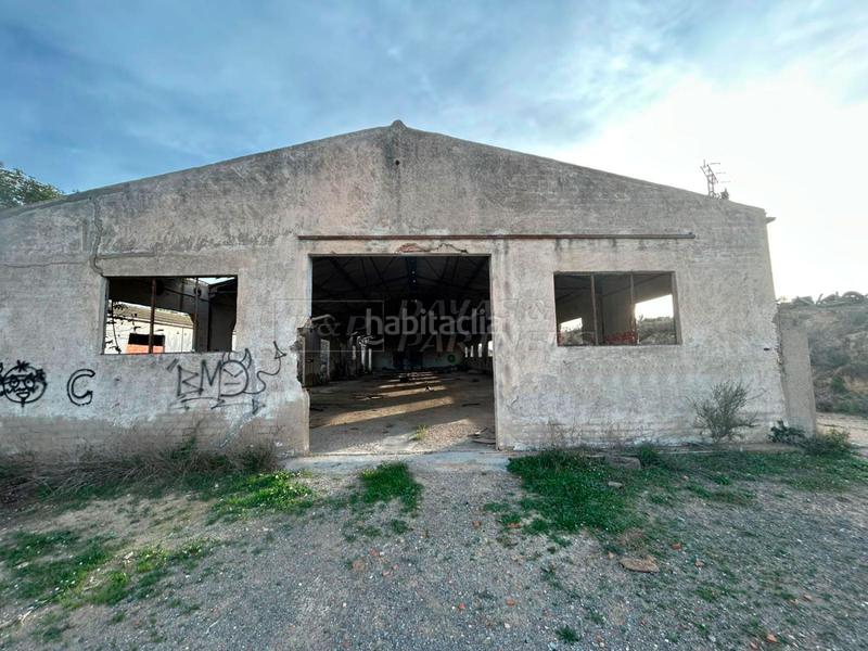 Foto 885d993e-6240-40c1-b9de-750846ebf866. Bâtiment à usage industriel dans san pedro 2 dans Rojales