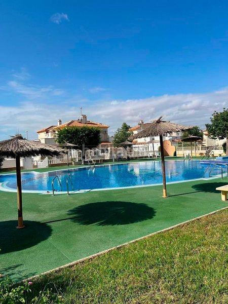 Foto 0c3f19bc-dcb5-4bfe-8555-e7e64d64fe21. Xalet amb aparcament piscina a Miramar - Torre del Moro Torrevieja