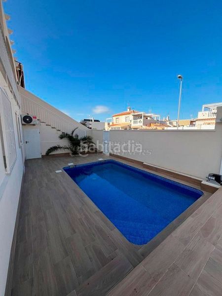 Foto 65f0d109-18e9-48c7-82b3-3934e4bf2db4. Xalet amb aparcament piscina a Miramar - Torre del Moro Torrevieja