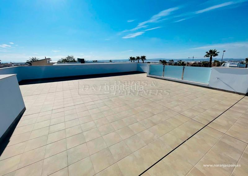 Foto cb25bc9a-6605-482d-8ed1-73e0c255959a. Chalet villa en venta en Aguas Nuevas, 5 dormitorios. en Torrevieja