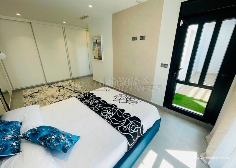 Foto e2bf73bd-3054-47e8-8e6e-e1eb70719fbd. Chalet villa en venta en Aguas Nuevas, 5 dormitorios. en Torrevieja
