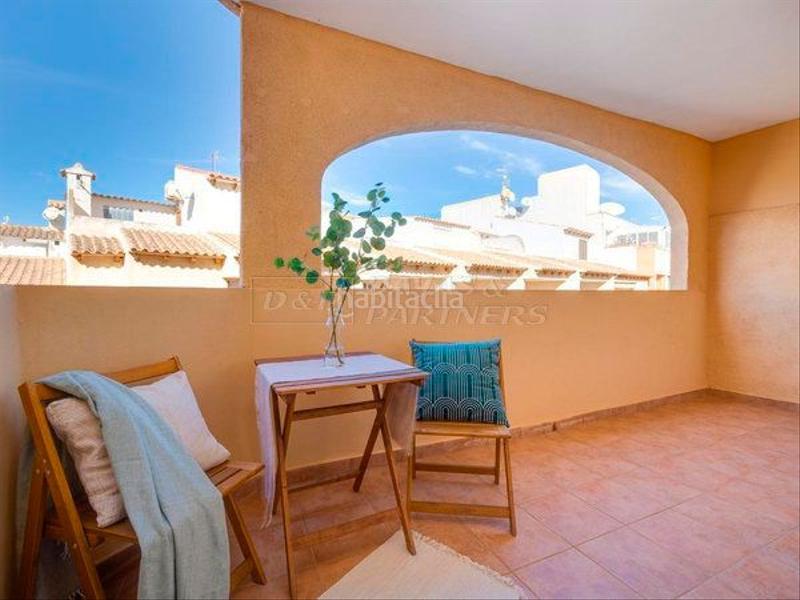Foto f27fe1d3-918d-4384-ad07-e1ed299d8ff2. Flat in Zona Playa de los Locos Torrevieja