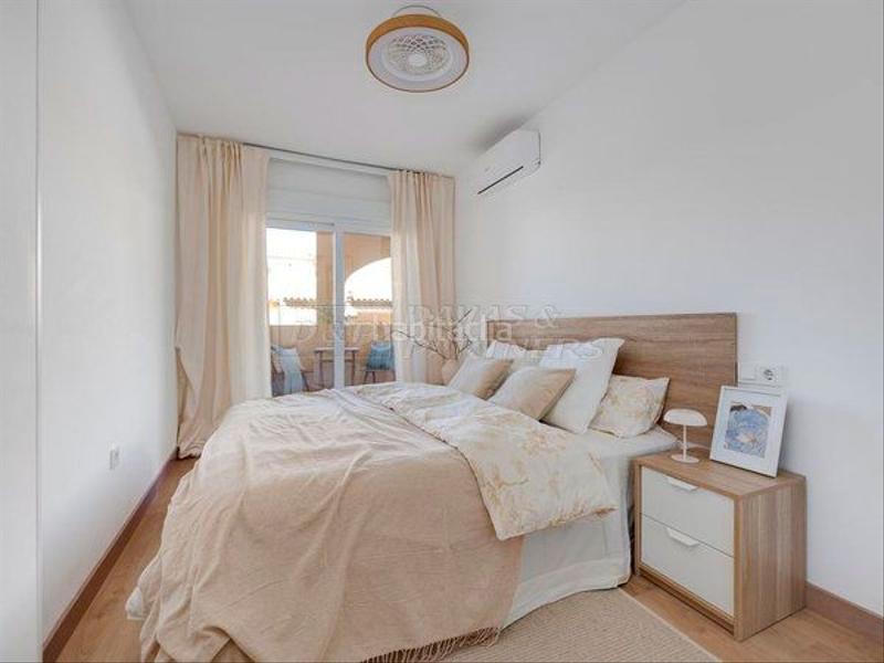 Foto f911cfaf-2c10-4f2b-92e5-4327dcea9143. Flat in Zona Playa de los Locos Torrevieja