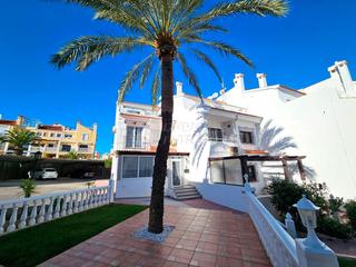 Casa adossada a Aguas Nuevas. Adosado en venta en aguas nuevas, 3 dormitorios.