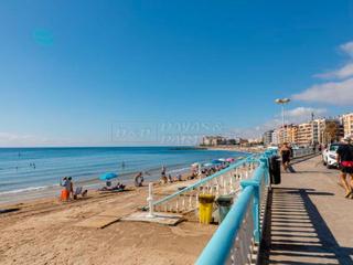 Traspàs Local Comercial a Centro - Muelle Pesquero. Restaurante en traspaso en centro, 1 dormitorio.