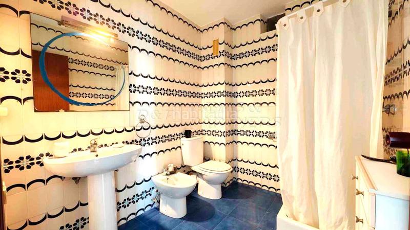 Foto f506d68e-2db2-446b-bdb8-0019c0b60cc3. Etagenwohnung mit parking in Las Piscinas Naturales Torrevieja