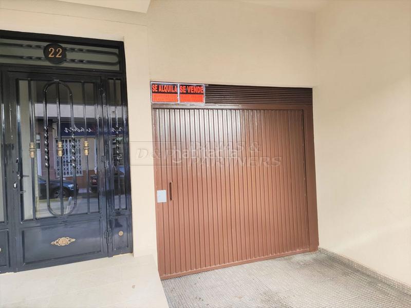 Foto 8a73d273-ddc2-43b6-b51e-cdf8253efb74. Autoparkplatz in gabriel miró 22 in Puerto Deportivo Torrevieja