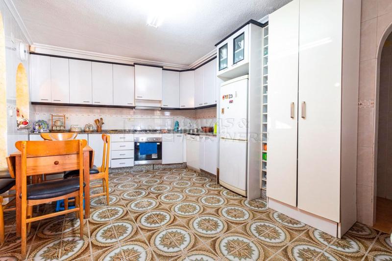 Foto e1fd7b1d-914b-4c64-a872-e8083efbec60. Maison avec parking piscine dans Orihuela ciudad Orihuela