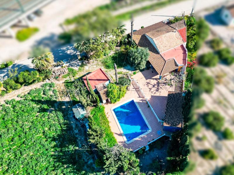 Foto fd3953fd-61c5-4e4c-a9da-0a7241c502e8. Maison avec parking piscine dans Orihuela ciudad Orihuela