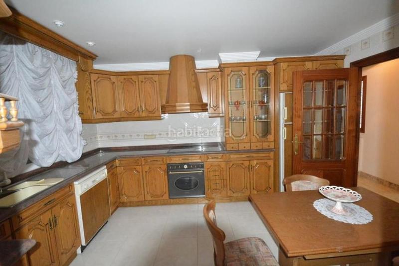 Foto 602e11a2-0b02-4a3a-8722-b7d8ae582107. Ático en teodomiro 10 atico en venta , 5 dormitorios. en Orihuela