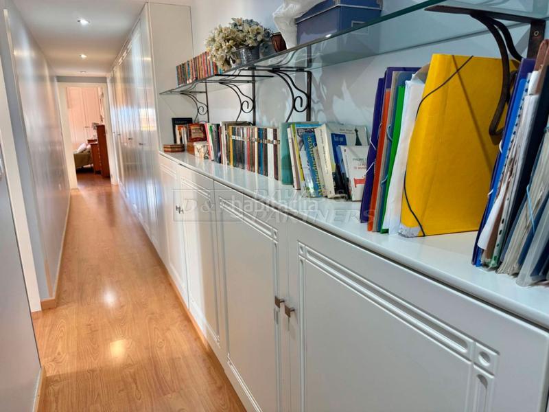 Foto e27b6ef8-b3be-4b68-a577-94c3a2274c20. Ático atico en venta en centro, 3 dormitorios. en Orihuela