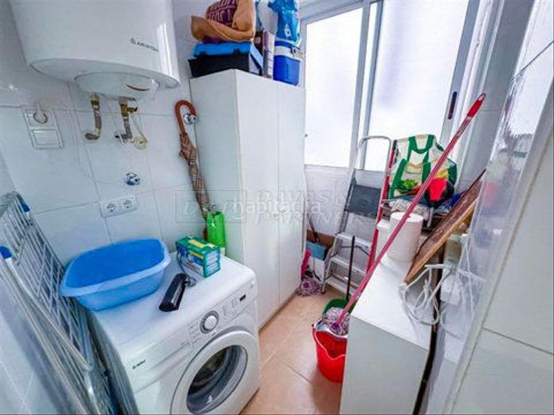 Foto 245649e9-e4dc-40c0-a0e3-e1e97d178e25. Pis amb aparcament a Centro - Muelle Pesquero Torrevieja